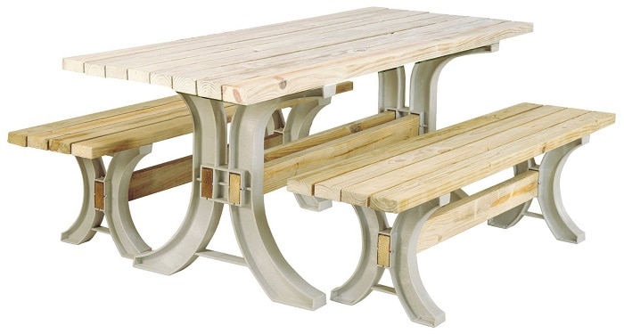 Picnic table