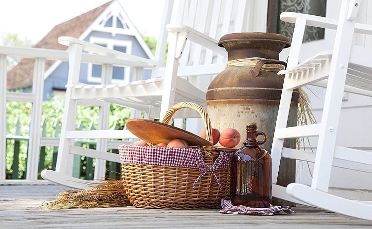 Vintage Wicker Picnic Basket