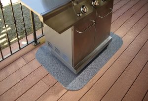 8 Best Grill Mats For Decks – Great for Composite & Wooden Decks